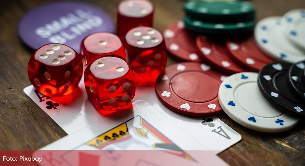 poker kocka karta.webp